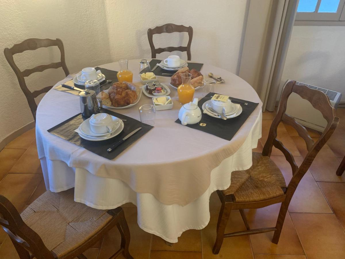 Human Hotel Restaurant Park Villecroze Eksteriør bilde