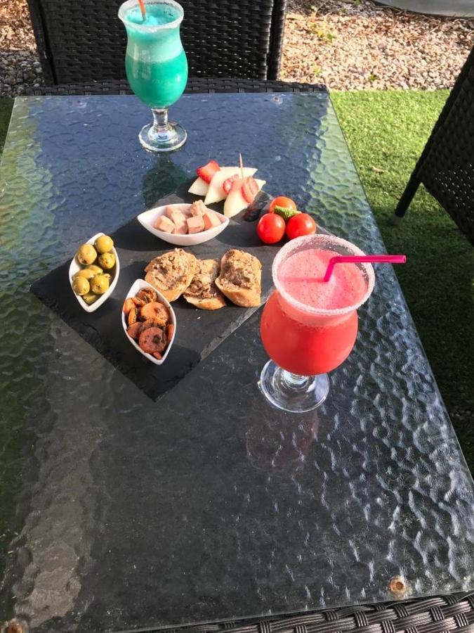 Human Hotel Restaurant Park Villecroze Eksteriør bilde