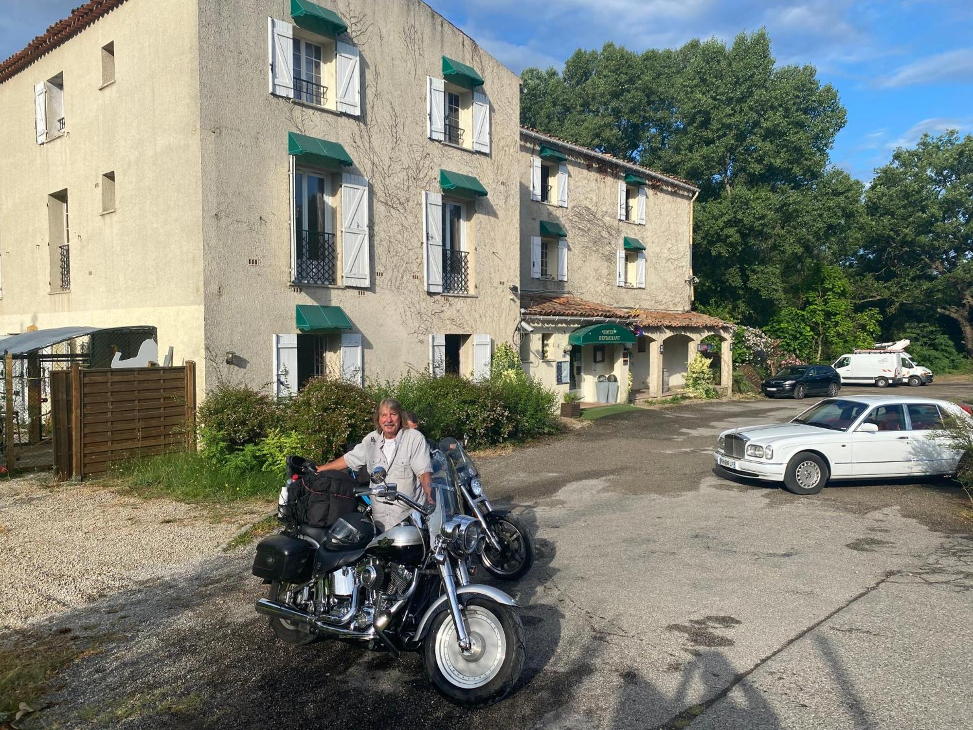 Human Hotel Restaurant Park Villecroze Eksteriør bilde